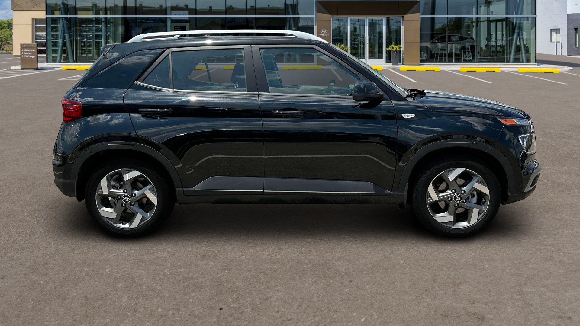 2024 Hyundai VENUE SEL