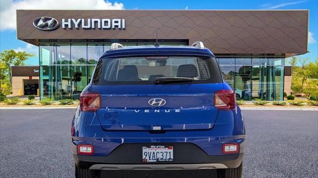 2025 Hyundai VENUE Limited