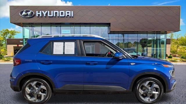 2025 Hyundai VENUE Limited
