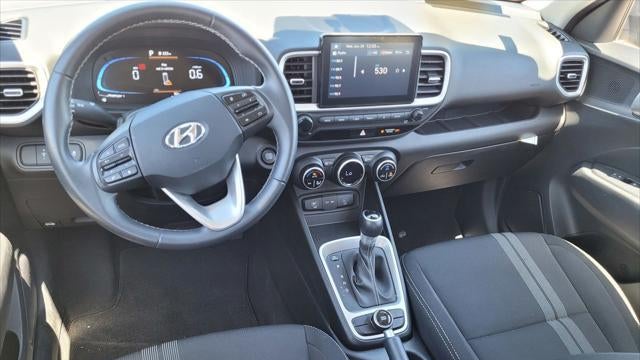 2025 Hyundai VENUE SEL