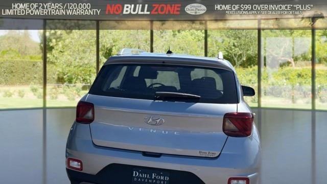 2025 Hyundai VENUE SEL
