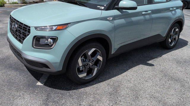 2026 Hyundai VENUE SEL