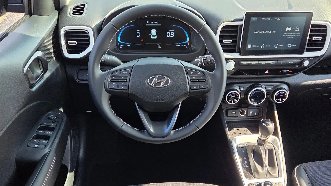 2026 Hyundai VENUE SEL