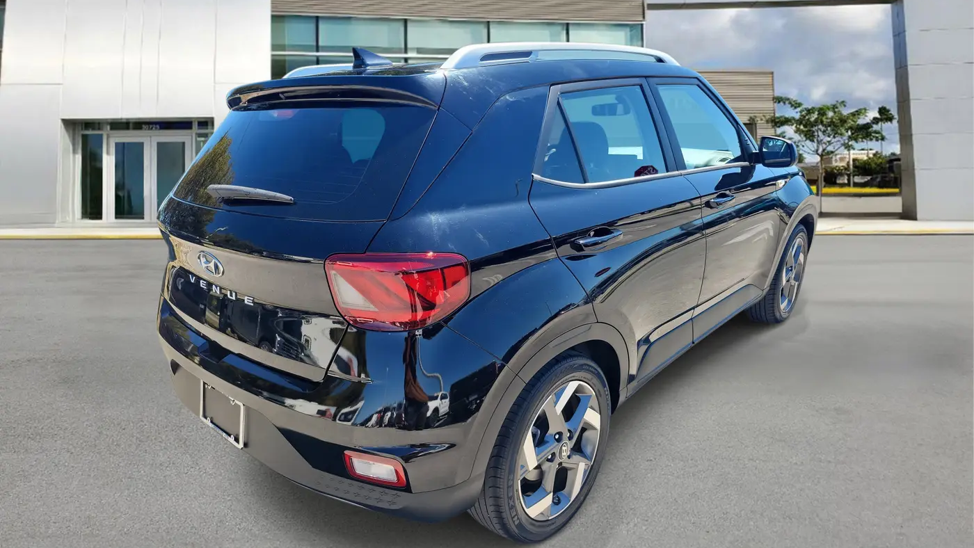 2022 Hyundai VENUE SEL