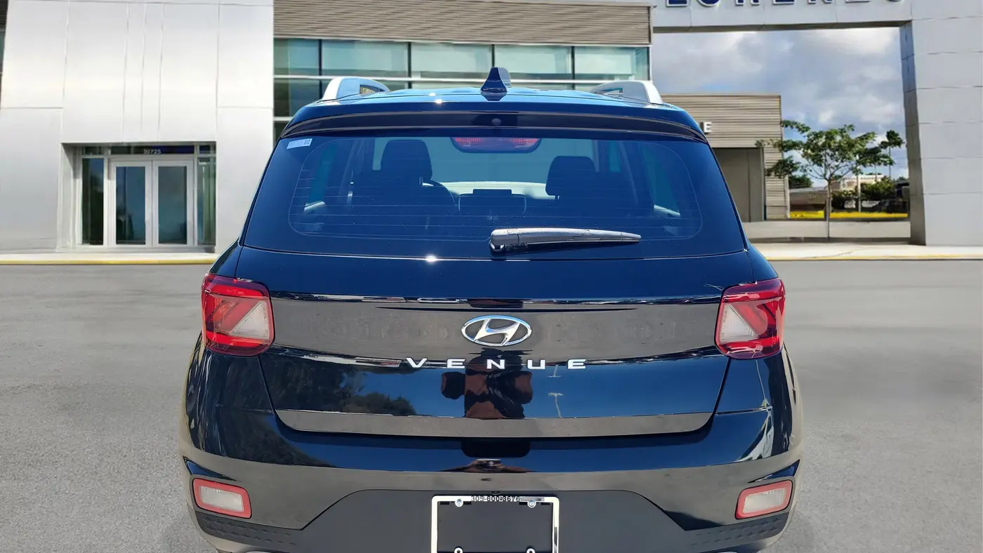 2022 Hyundai VENUE SEL