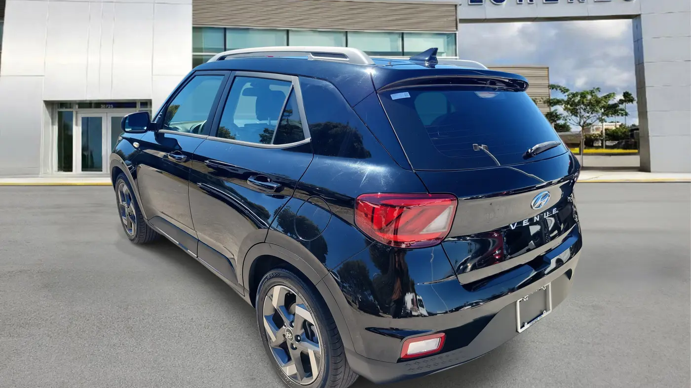 2022 Hyundai VENUE SEL