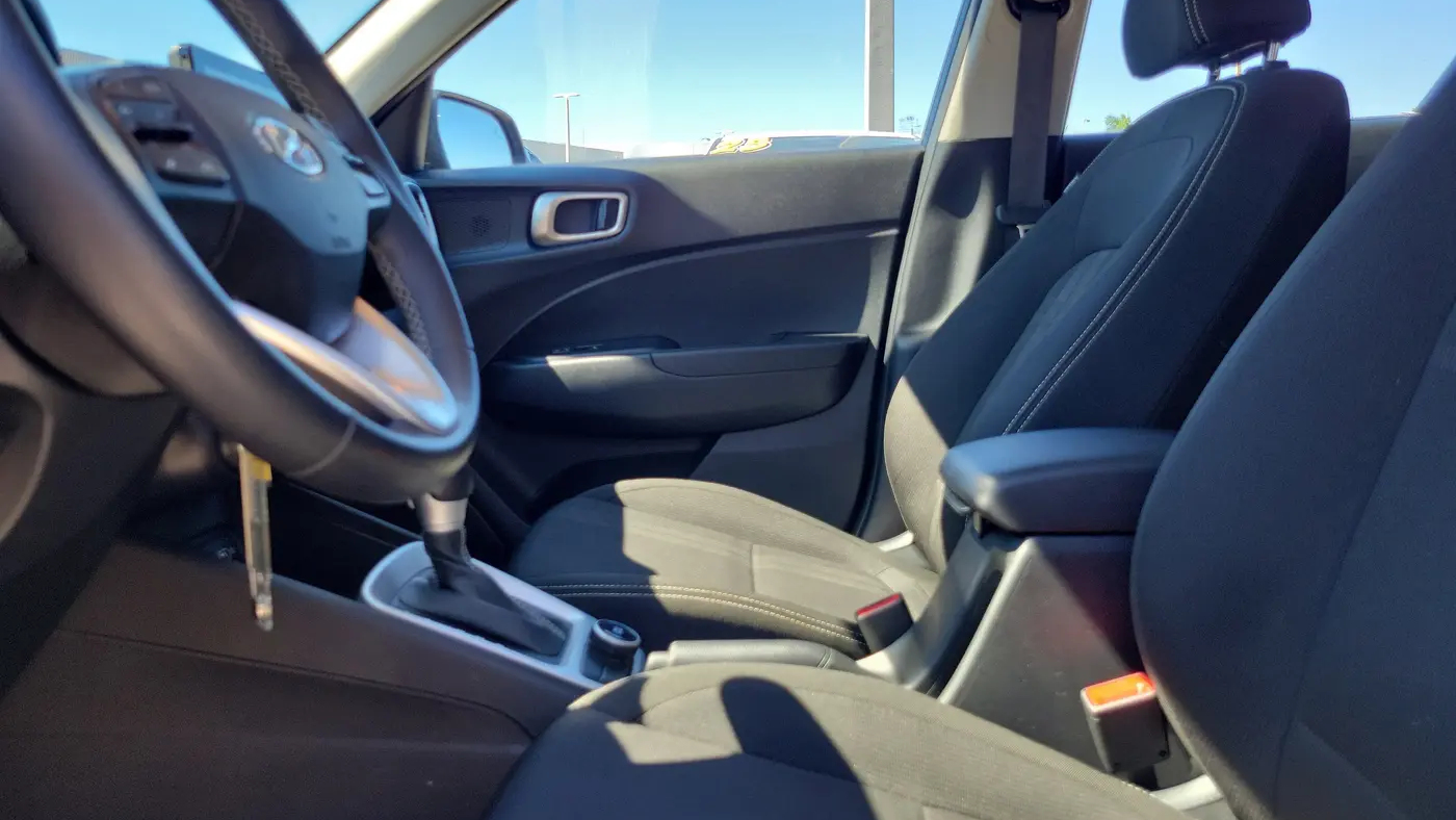 2022 Hyundai VENUE SEL