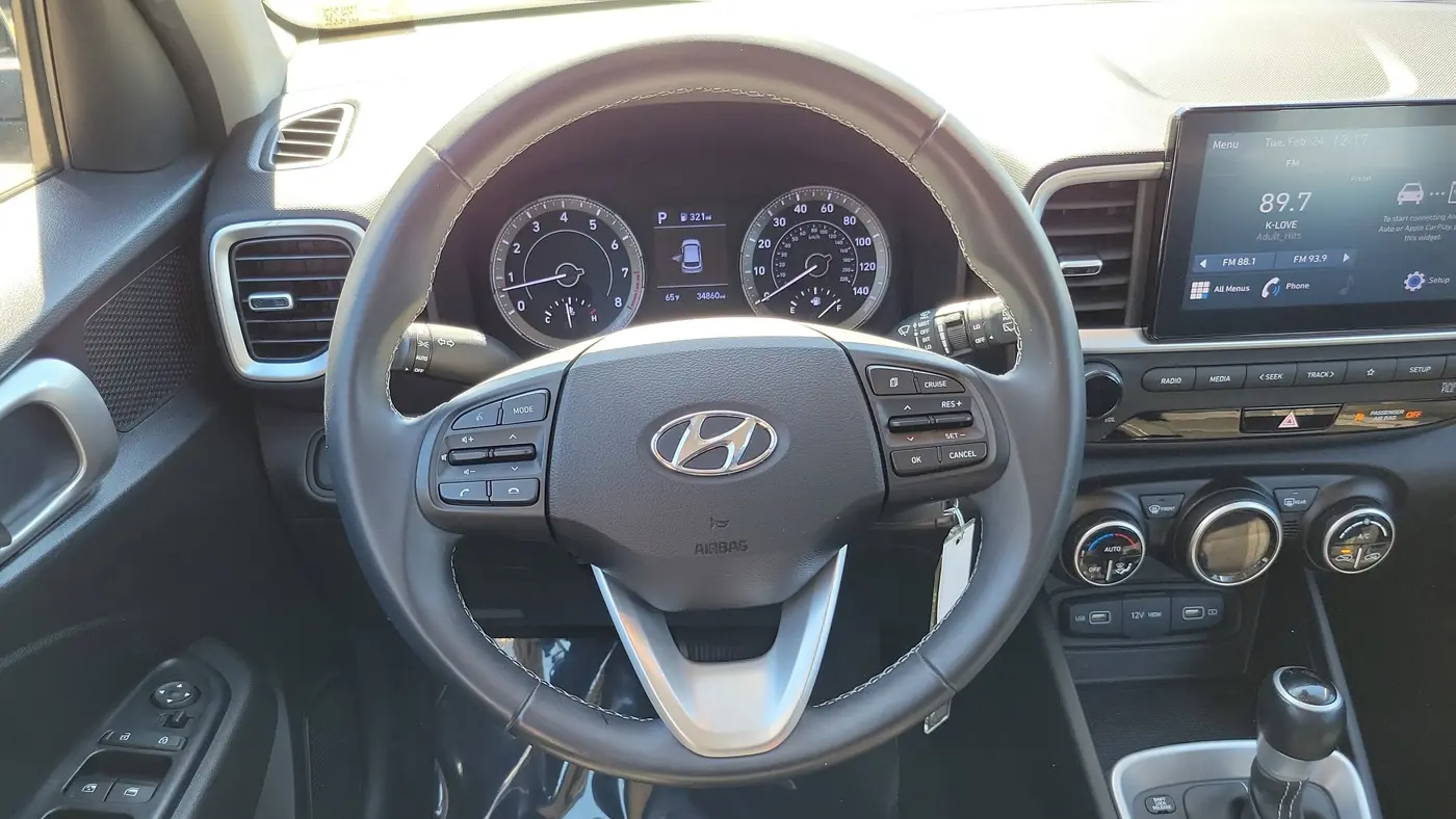 2022 Hyundai VENUE SEL