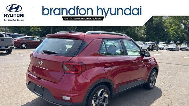 2022 Hyundai VENUE SEL