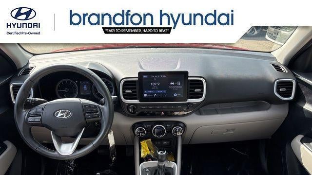 2022 Hyundai VENUE SEL