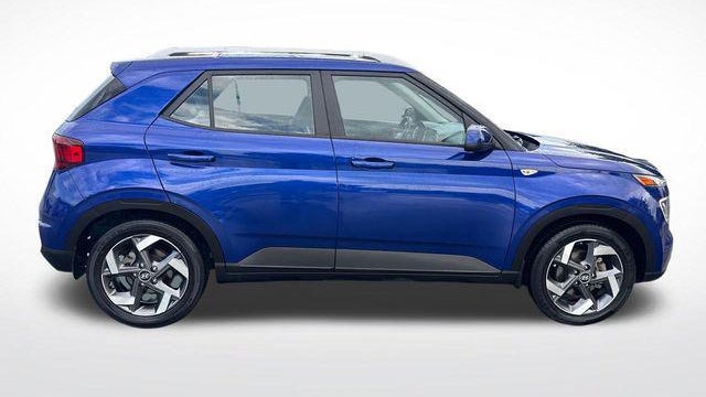 2022 Hyundai VENUE Limited