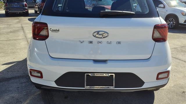 2023 Hyundai VENUE Limited