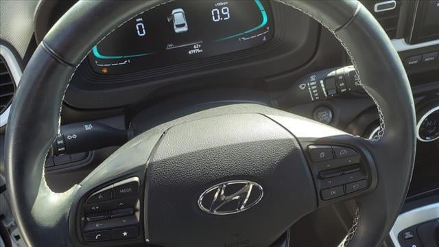2023 Hyundai VENUE Limited