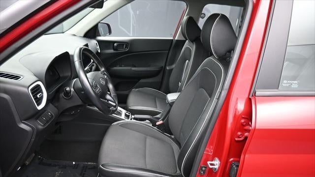 2023 Hyundai VENUE Limited