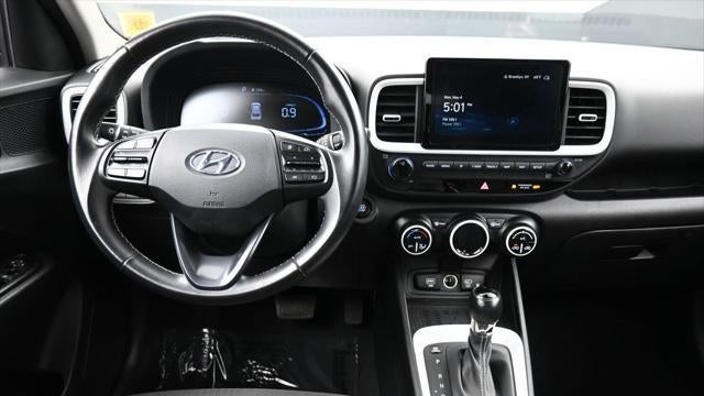 2023 Hyundai VENUE Limited