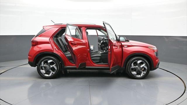 2023 Hyundai VENUE Limited