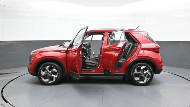 2023 Hyundai VENUE Limited