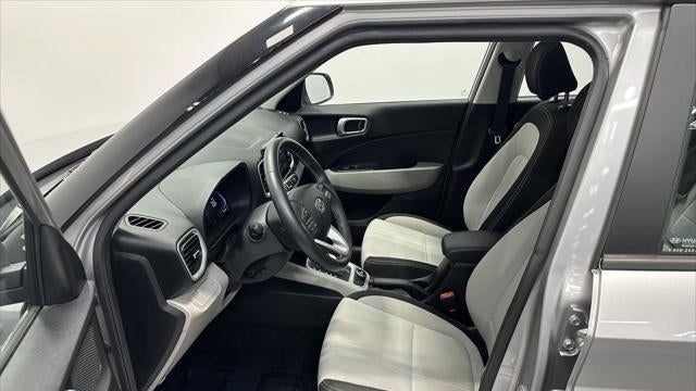 2023 Hyundai VENUE SEL