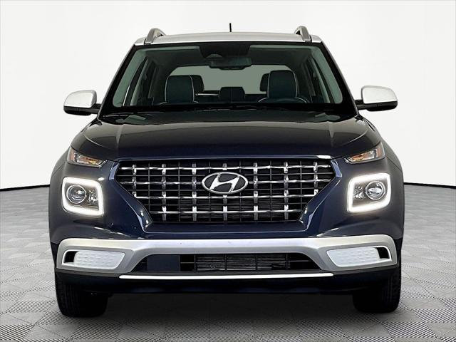 2023 Hyundai VENUE Limited — photo 1 of 12