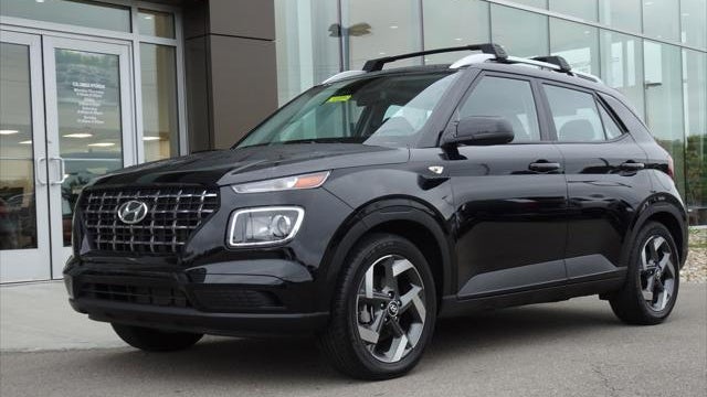 Preowned 2023 Hyundai VENUE SEL for Sale