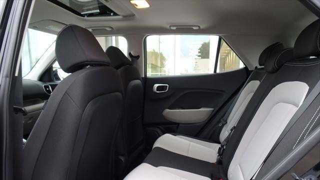 2023 Hyundai VENUE SEL