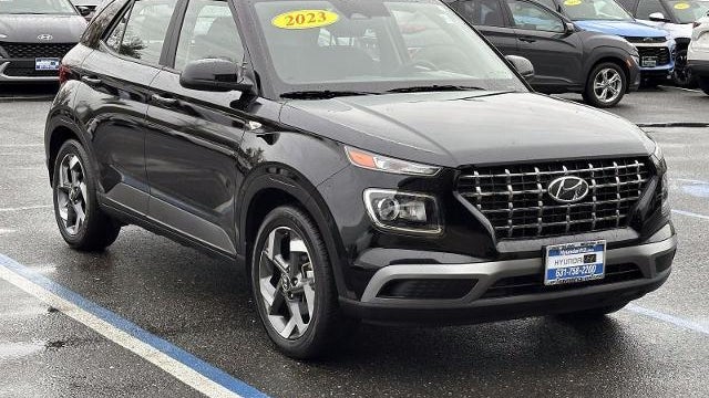 2023 Hyundai VENUE SEL