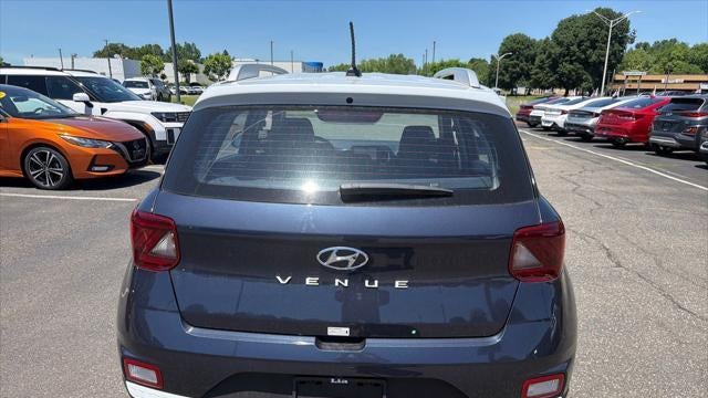 2025 Hyundai VENUE Limited