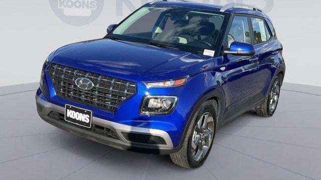 2025 Hyundai VENUE SEL