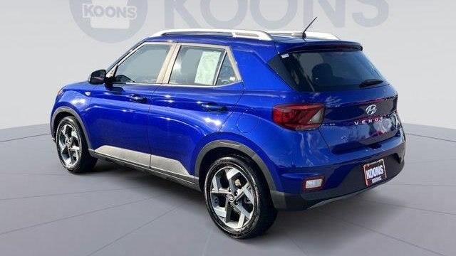 2025 Hyundai VENUE SEL