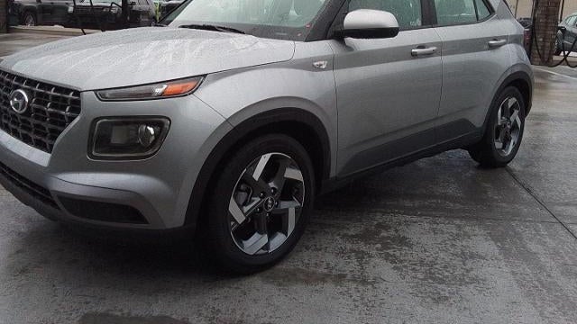 Preowned 2025 Hyundai VENUE SEL for Sale