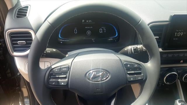 2025 Hyundai VENUE Limited
