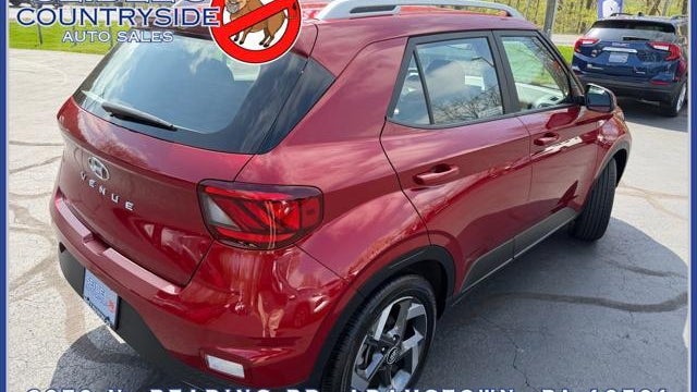 2025 Hyundai VENUE SEL
