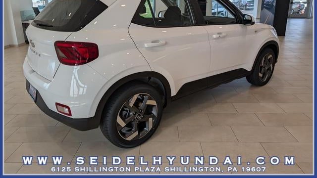 2025 Hyundai VENUE SEL