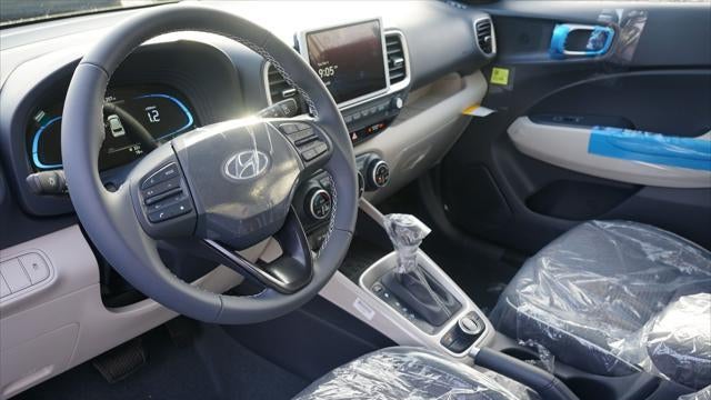 2025 Hyundai VENUE Limited