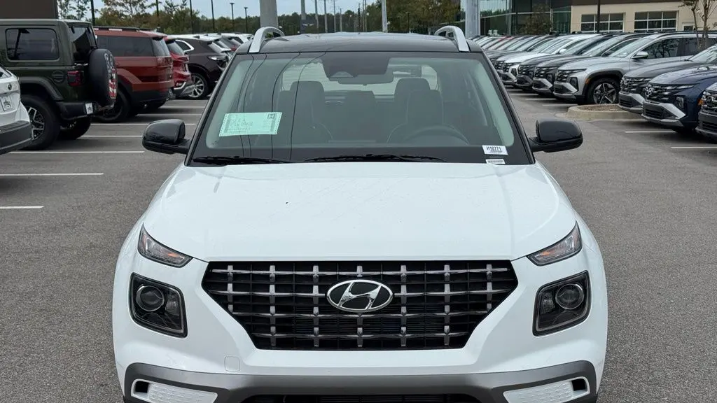 2026 Hyundai VENUE SEL