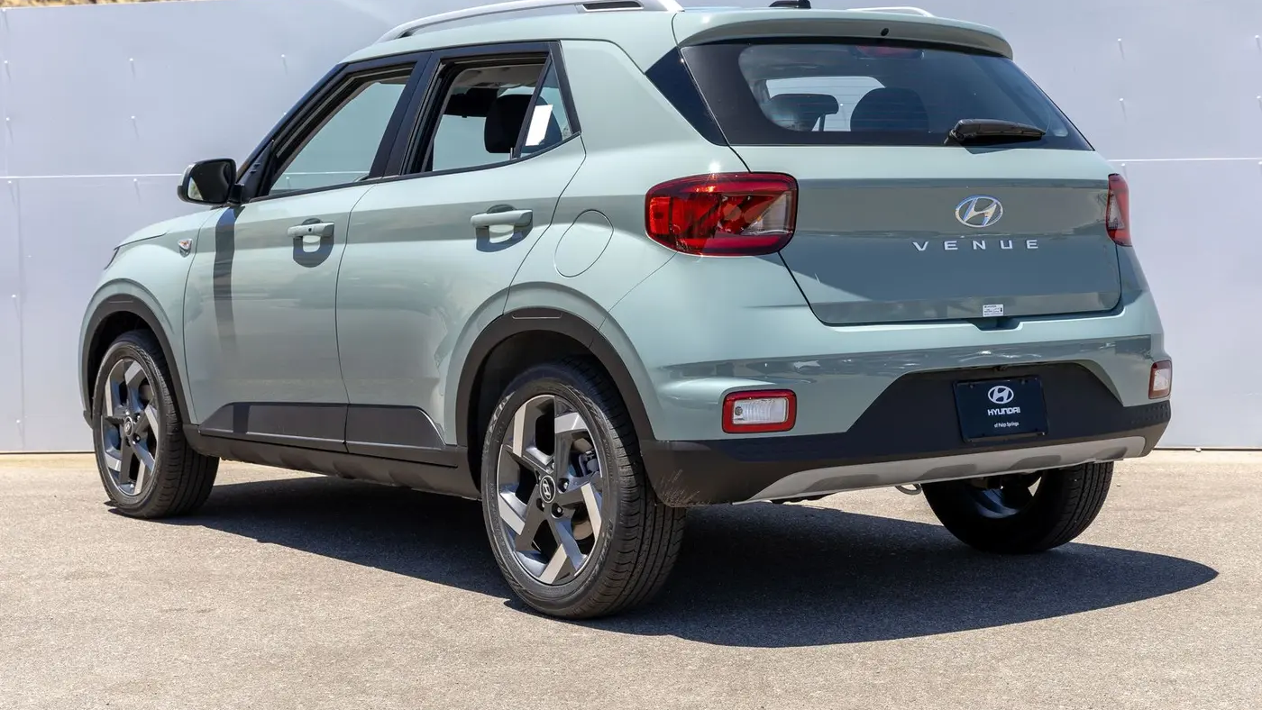 2026 Hyundai VENUE SEL