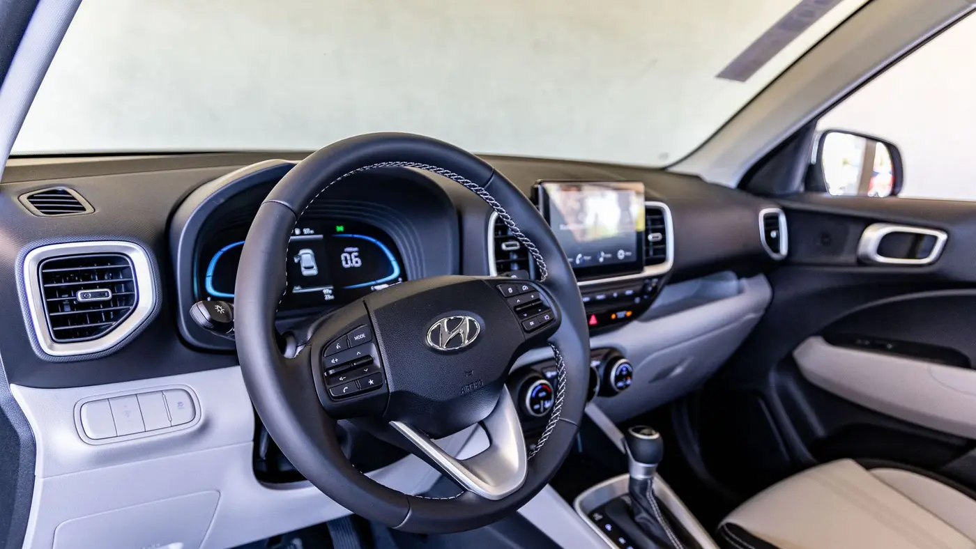 2026 Hyundai VENUE SEL