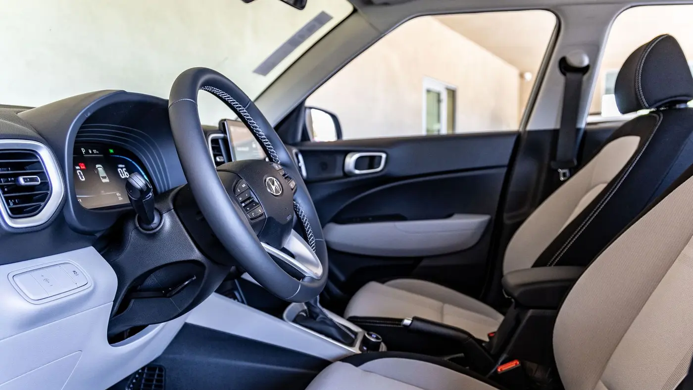 2026 Hyundai VENUE SEL