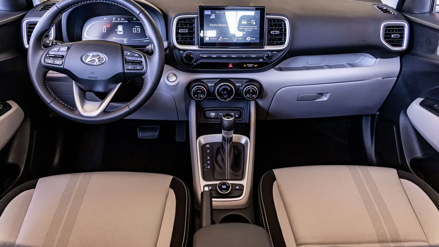 2026 Hyundai VENUE SEL