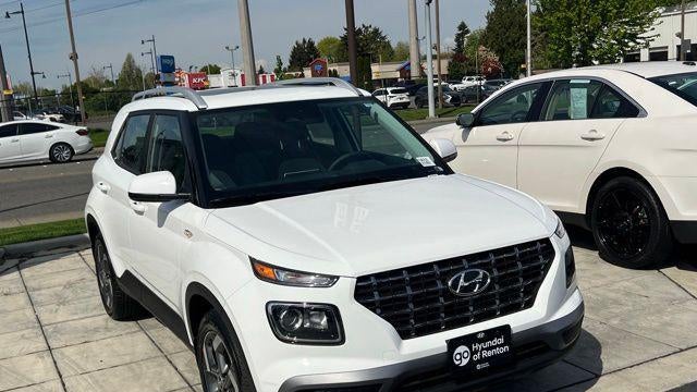 2026 Hyundai VENUE SEL