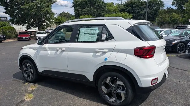 2026 Hyundai VENUE SEL