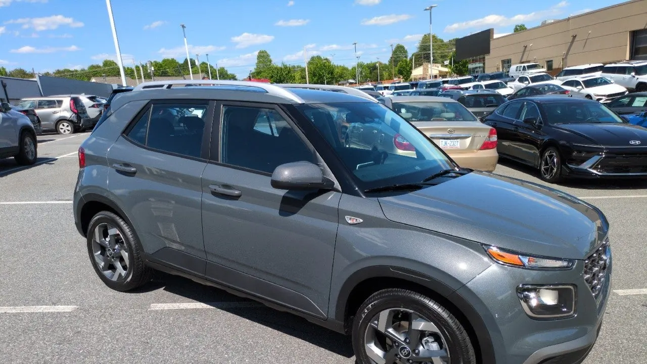 Preowned 2026 Hyundai VENUE SEL for Sale