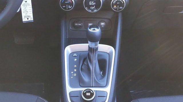 2021 Hyundai VENUE SEL