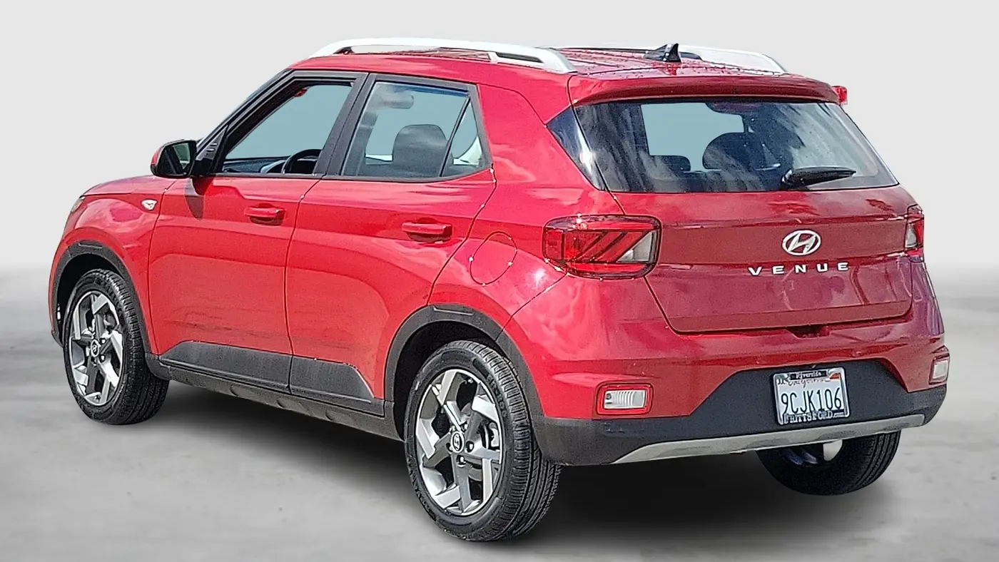 2022 Hyundai VENUE SEL