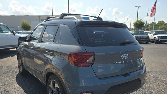 2023 Hyundai VENUE Limited