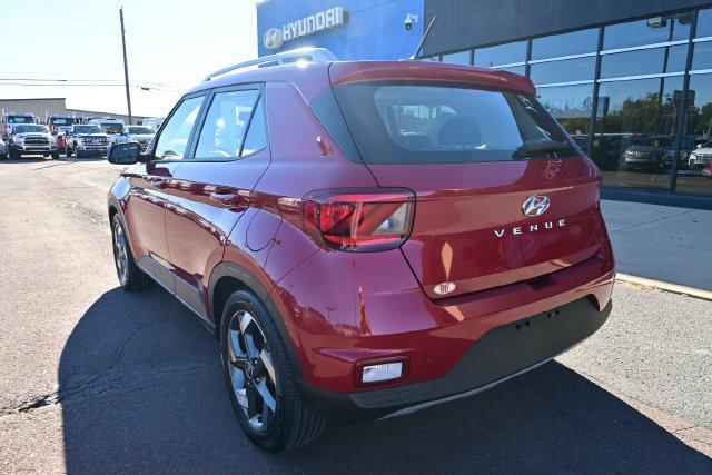 2023 Hyundai Venue - $18,497