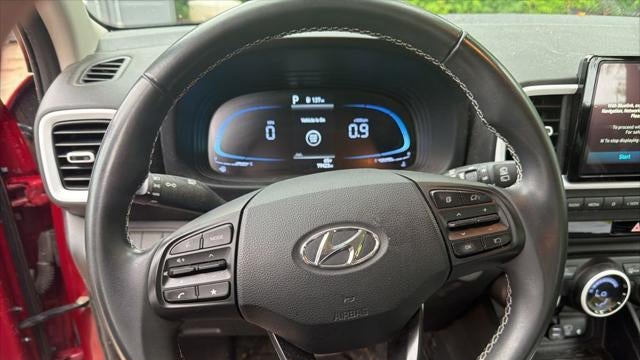 2023 Hyundai VENUE Limited