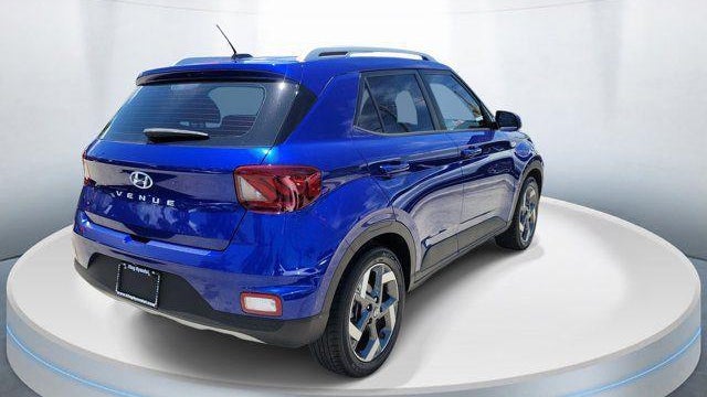 2023 Hyundai VENUE Limited