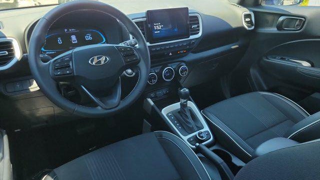 2023 Hyundai VENUE Limited