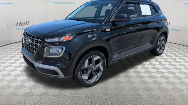 Preowned 2023 Hyundai VENUE SEL for Sale